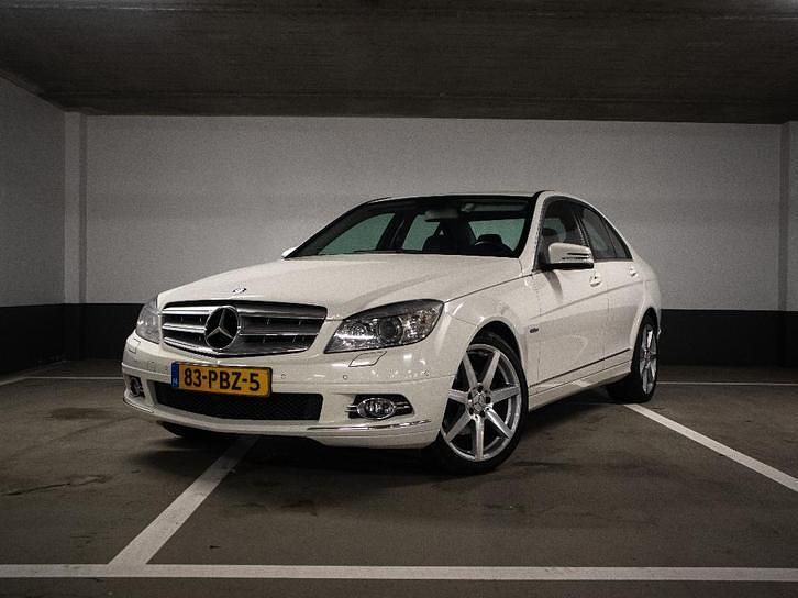 Gebruikt 2011 Mercedes C250 Sedan | € 8.995 (Eerlijke prijs) - Afbeelding 1/4