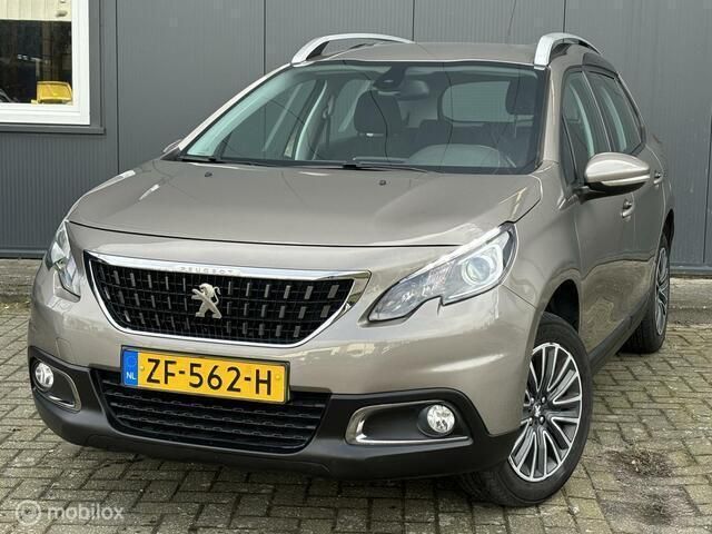 Grijs Gebruikt 2017 Peugeot 2008 Allure SUV | € 7.999 (Goede deal) - Afbeelding 1/4