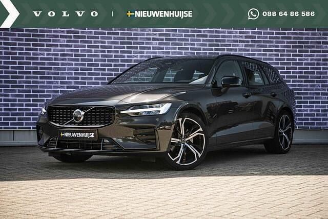 Grijs Gebruikt 2023 Volvo V60 Plus Stationwagen | € 37.899 (Eerlijke prijs) - Afbeelding 1/4