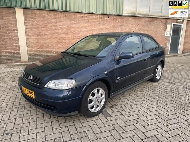 Blauw (metallic) Gebruikt 2002 Opel Astra Njoy Hatchback | € 799 (Goede deal) - Afbeelding 1/4