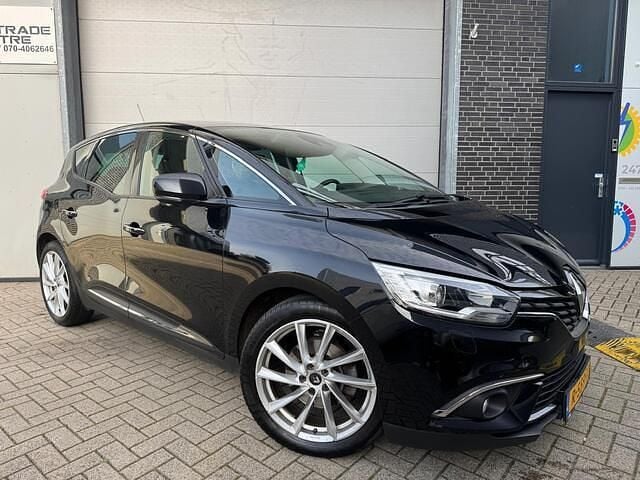 Zwart Gebruikt 2017 Renault Scénic IV Intens MPV | € 11.750 (Goede deal) - Afbeelding 1/4