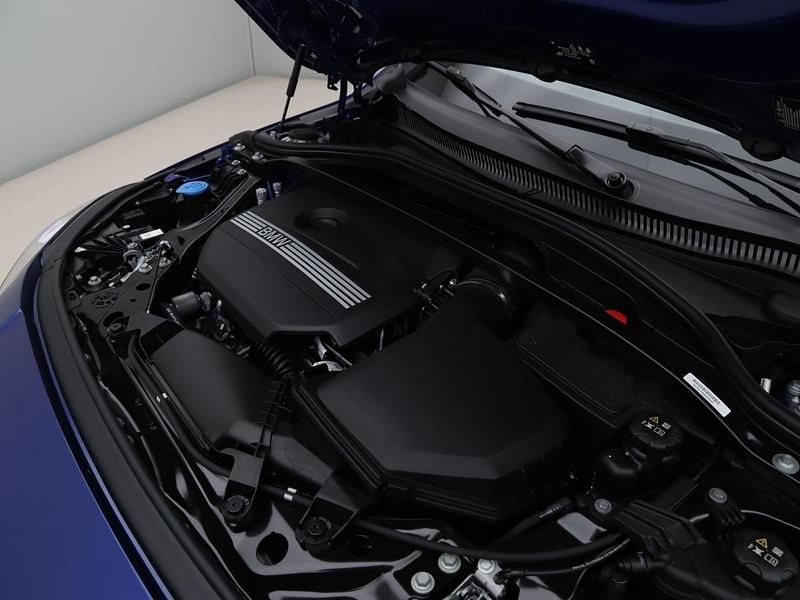M portimao blau (blauw metallic) Gebruikt 2025 BMW 220 Comfort Edition Coupé | € 56.500 - Afbeelding 1/1