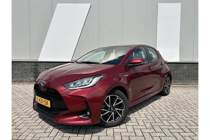 Gebruikt 2021 Toyota Yaris Hybrid | € 19.949 (Super prijs) - Afbeelding 1/1