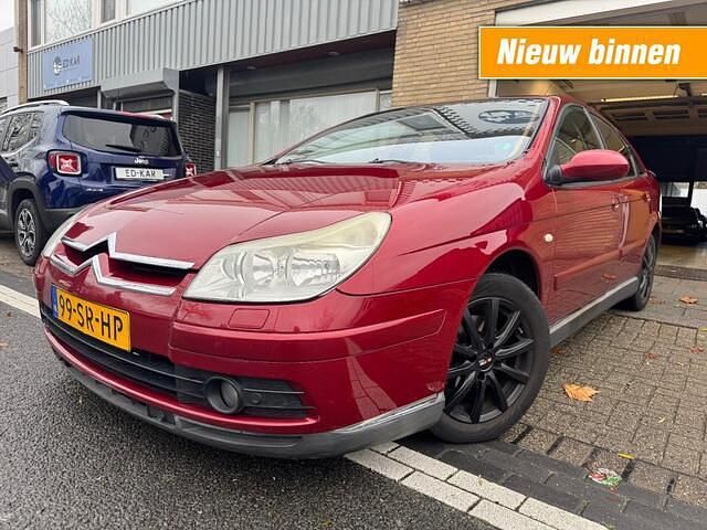 Rood Gebruikt 2006 Citroën C5 Business Class Hatchback | € 1.995 (Eerlijke prijs) - Afbeelding 1/4