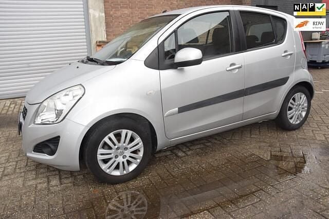 Grijs Gebruikt 2015 Suzuki Splash Comfort Hatchback | € 7.299 (Eerlijke prijs) - Afbeelding 1/4