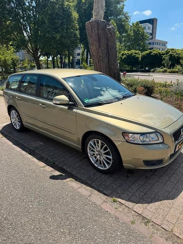 Occasion 2009 Volvo V50 Momentum Stationwagen | € 8.499 (Duur) - Afbeelding 1/4