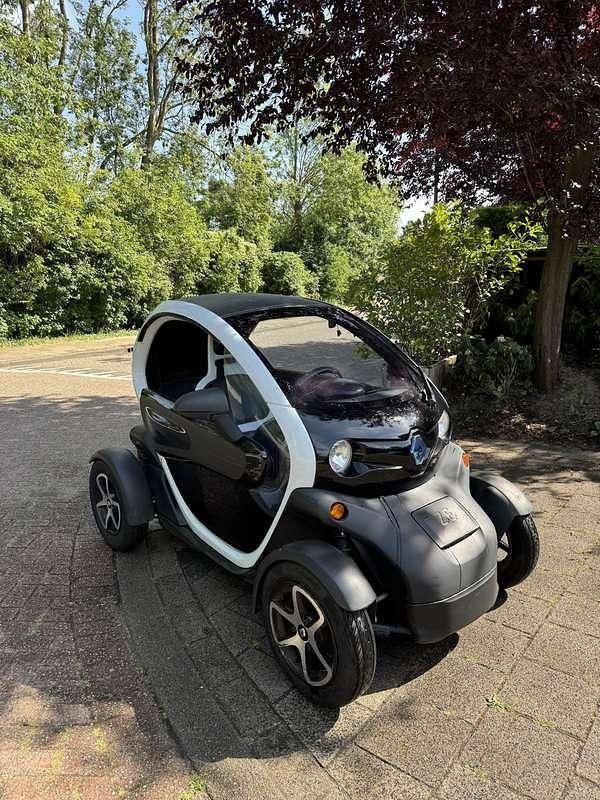 Zwart Gebruikt 2012 Renault Twizy Urban Hatchback | € 3.500 - Afbeelding 1/4