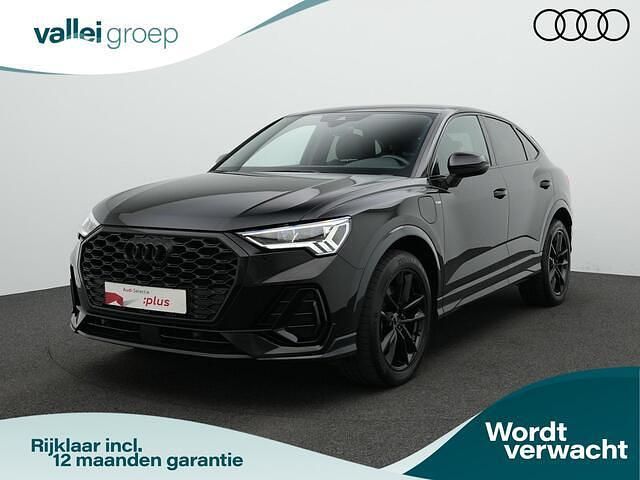Zwart Gebruikt 2021 Audi Q3 Sportback S-Line SUV | € 34.900 (Goede deal) - Afbeelding 1/4