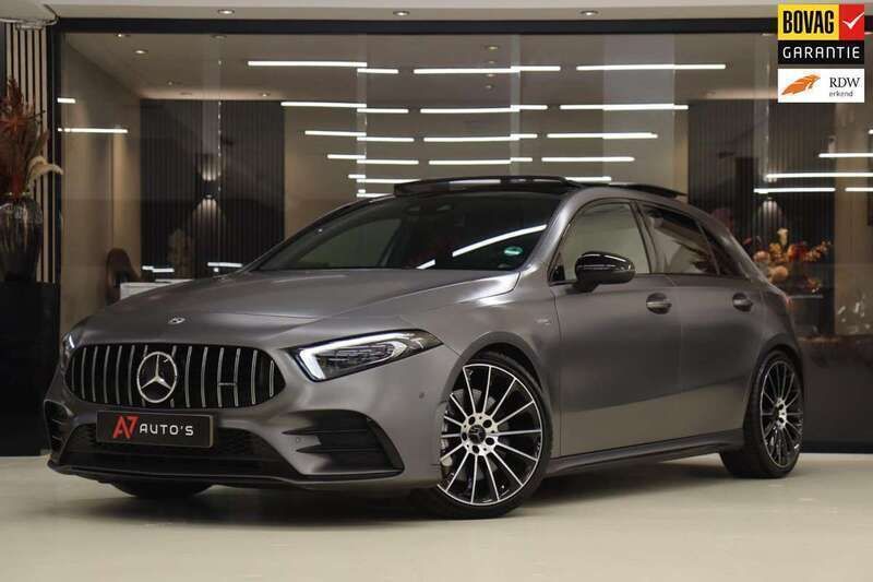 Grijs Gebruikt 2019 Mercedes A35 AMG AMG Hatchback | € 37.950 (Eerlijke prijs) - Afbeelding 1/4