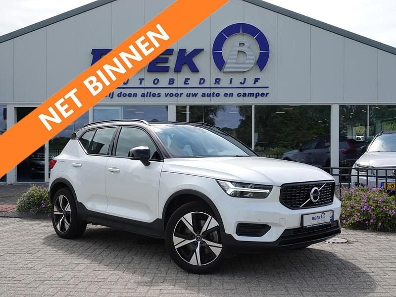 Wit Gebruikt 2022 Volvo XC40 R-Design SUV | € 35.790 (Goede deal) - Afbeelding 1/4