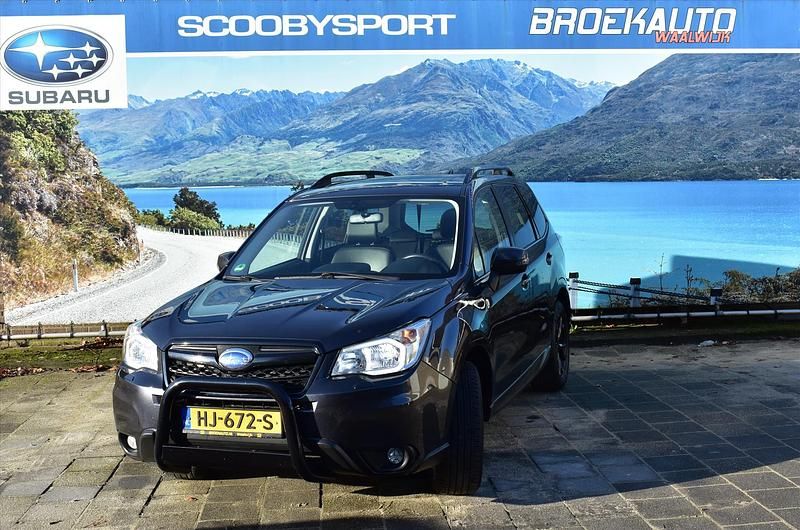 Occasion Subaru Forester Premium 2015 Grijs (metallic) SUV