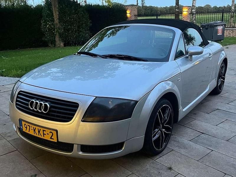 Zilver Gebruikt 2000 Audi TT Cabriolet | € 2.650 (Super prijs) - Afbeelding 1/4