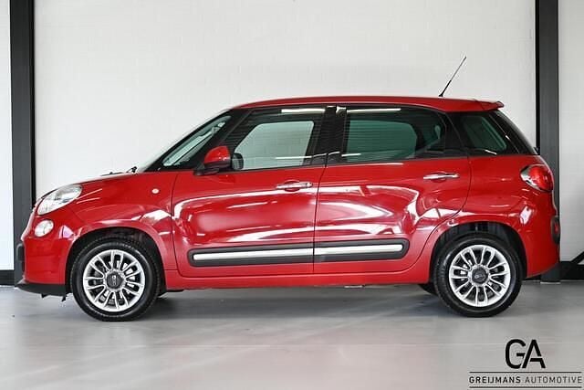 Occasion Fiat 500L Lounge 105 PK (77 kW) 2014 Rood MPV