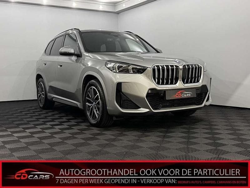 Grijs, metallic lak Gebruikt 2024 BMW X1 M Sport SUV | € 47.950 - Afbeelding 1/4