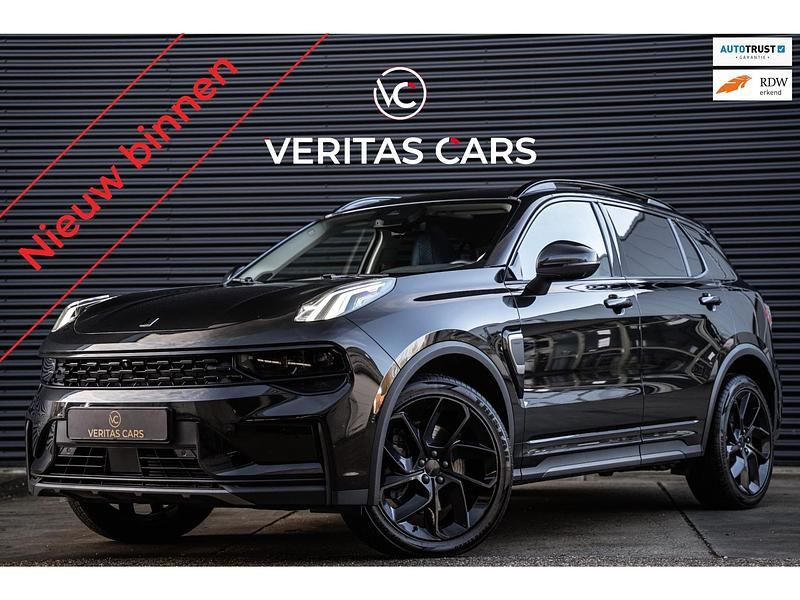 Zwart Occasion 2022 Lynk & Co 01 SUV | € 22.940 (Eerlijke prijs) - Afbeelding 1/4
