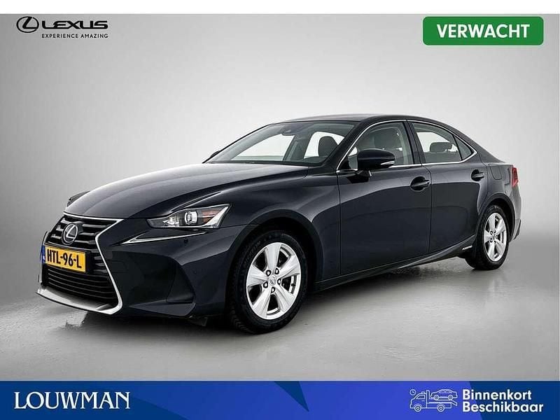 Zwart, metallic lak Gebruikt 2020 Lexus IS300 Business Edition Sedan | € 27.950 - Afbeelding 1/3