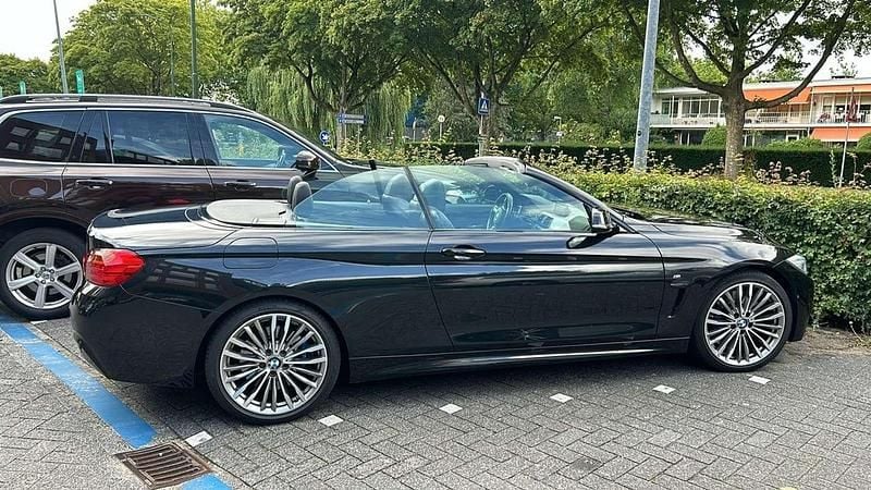 Zwart Gebruikt 2014 BMW 428 Executive Cabriolet | € 17.500 (Goede deal) - Afbeelding 1/4