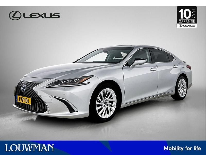 Occasion Lexus ES300H President Line 218 PK (160 kW) 2020 Grijs metallic Sedan