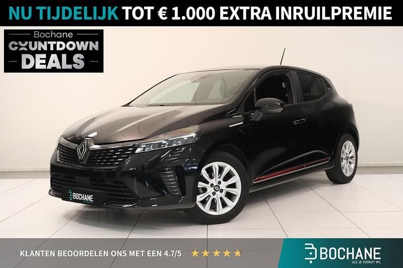 Zwart Gebruikt 2024 Renault Clio V Evolution Hatchback | € 18.695 (Eerlijke prijs) - Afbeelding 1/4