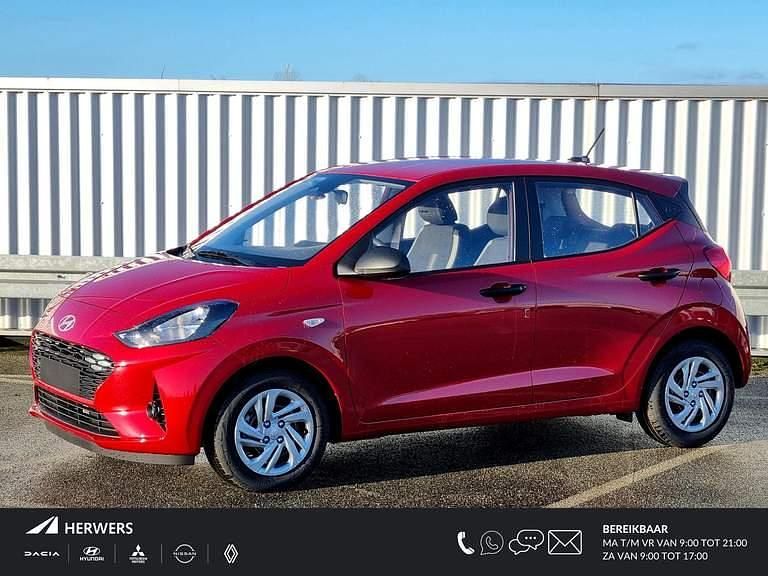Dragon red Nieuw 2025 Hyundai i10 Comfort Hatchback | € 20.890 (Eerlijke prijs) - Afbeelding 1/4