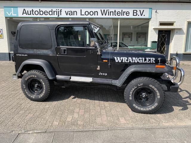 Zwart Gebruikt 1993 Jeep Wrangler SUV | € 14.950 - Afbeelding 1/4