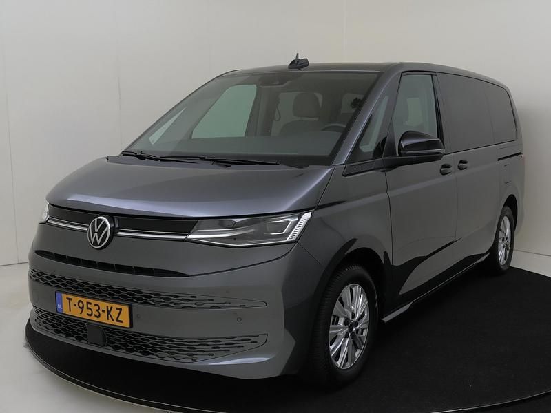 Grijs Gebruikt 2023 VW Multivan Life Van | € 59.645 (Eerlijke prijs) - Afbeelding 1/4