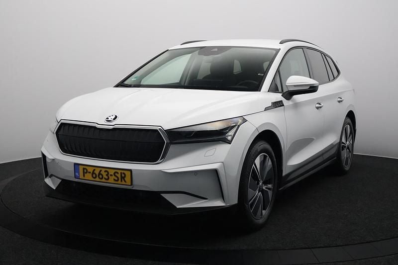 Wit Gebruikt 2022 Skoda Enyaq iV SUV | € 25.845 (Eerlijke prijs) - Afbeelding 1/4