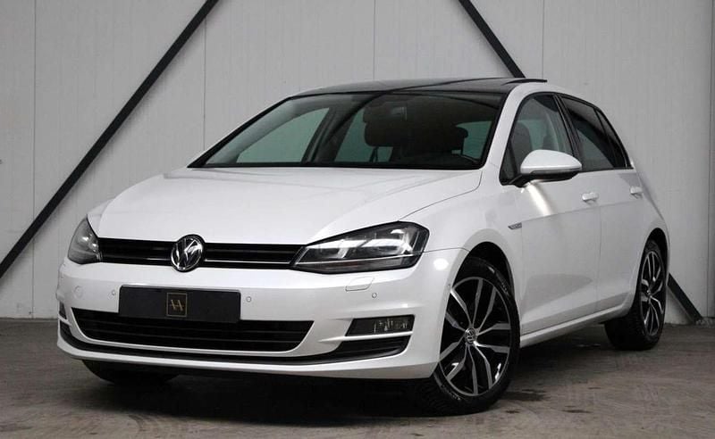 Wit Gebruikt 2014 VW Golf VII Edition Hatchback | € 13.999 (Iets duurder) - Afbeelding 1/3