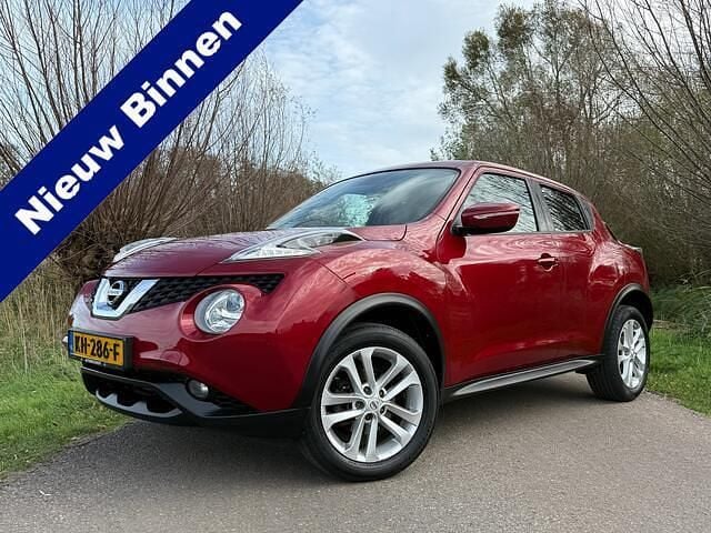 Rood Gebruikt 2016 Nissan Juke N-Connecta SUV | € 9.960 (Super prijs) - Afbeelding 1/4
