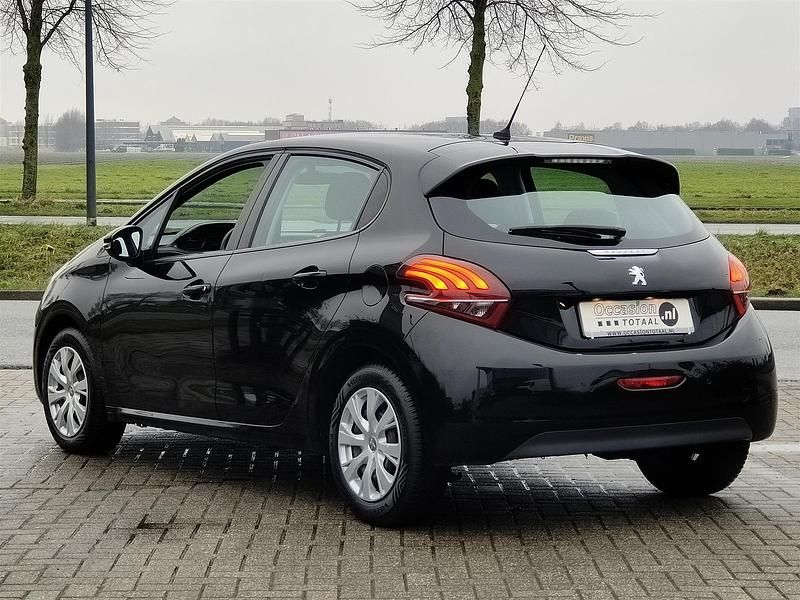 Occasion Peugeot 208 82 PK (60 kW) 2018 Zwart Hatchback