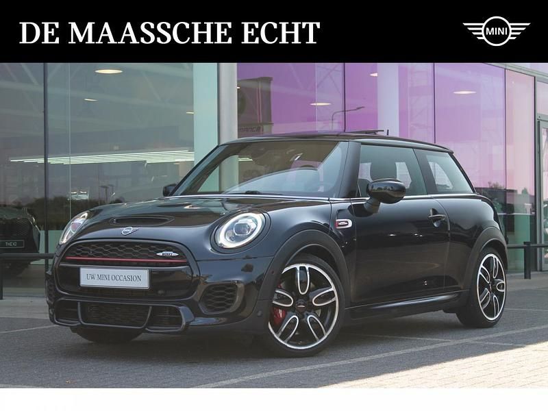Blauw, metallic lak Gebruikt 2019 Mini John Cooper Works Chili Hatchback | € 27.950 (Iets duurder) - Afbeelding 1/4