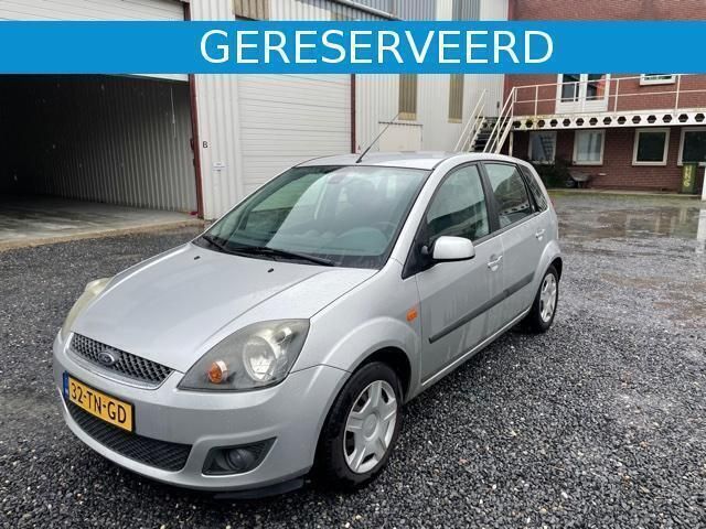 Occasion Ford Fiesta Ghia 80 PK (58 kW) 2006 Grijs Hatchback