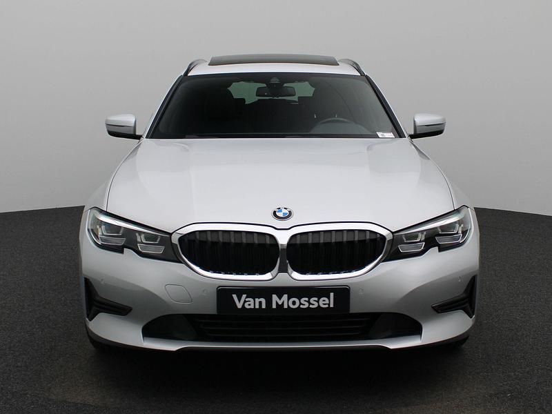Occasion BMW 318 Executive 157 PK (115 kW) 2021 Grijs Stationwagen