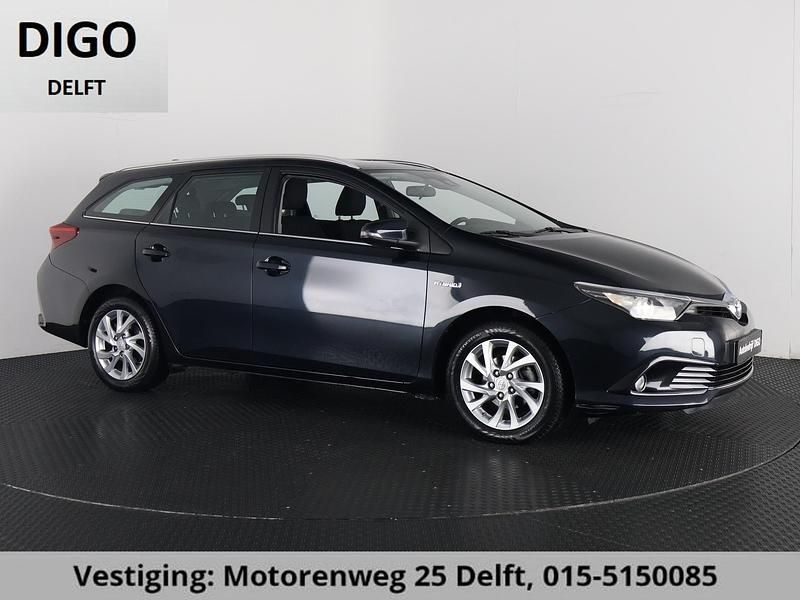Blauw Occasion 2017 Toyota Auris Touring Sports Stationwagen | € 16.500 (Eerlijke prijs) - Afbeelding 1/4