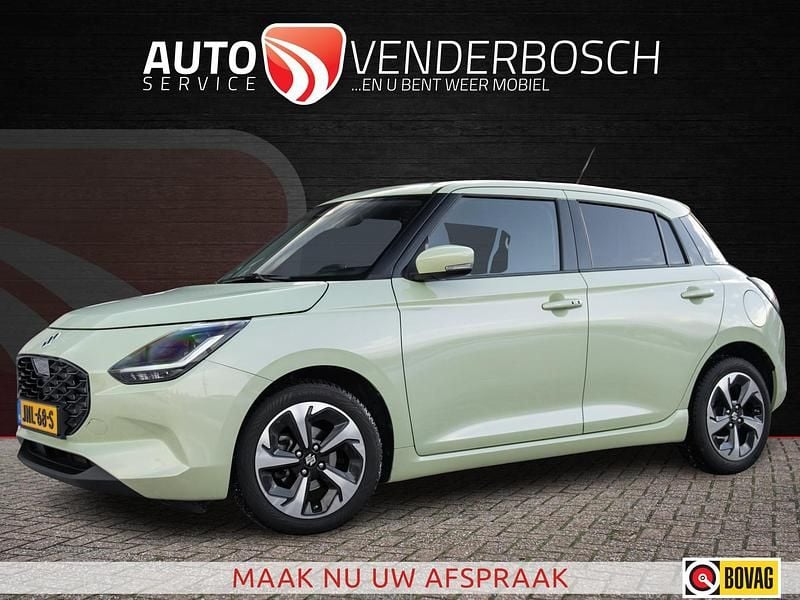 Geel Occasion 2025 Suzuki Swift Style Hatchback | € 22.285 (Eerlijke prijs) - Afbeelding 1/4