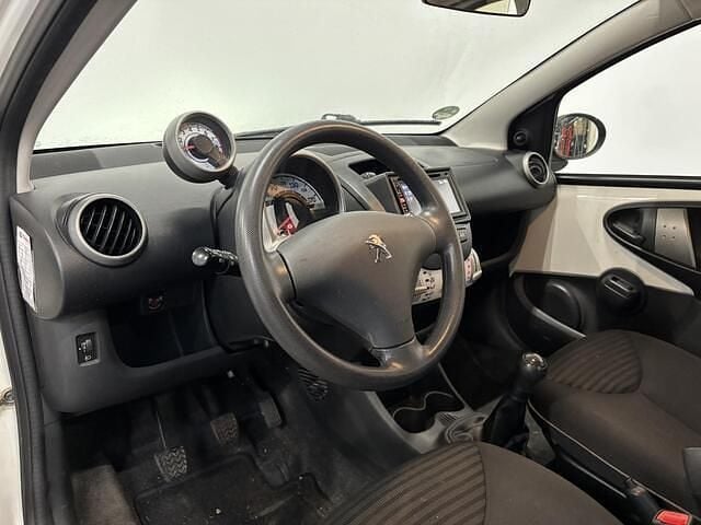 Occasion Peugeot 107 Active 68 PK (50 kW) 2014 Wit Hatchback