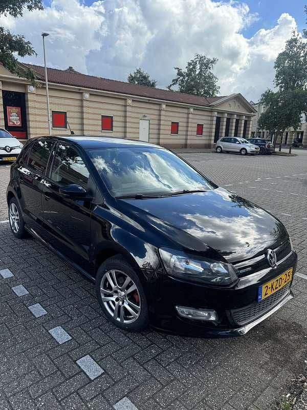 Occasion VW Polo 75 PK (55 kW) 2013 Zwart Sedan