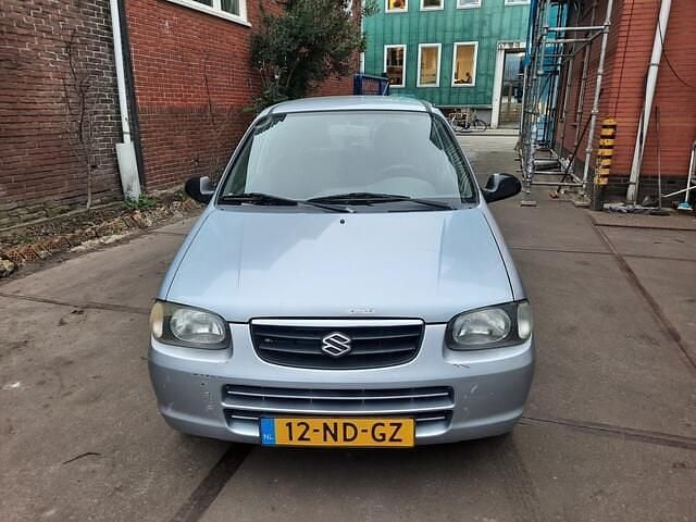 Grijs Occasion 2003 Suzuki Alto GLS Hatchback | € 850 (Eerlijke prijs) - Afbeelding 1/4