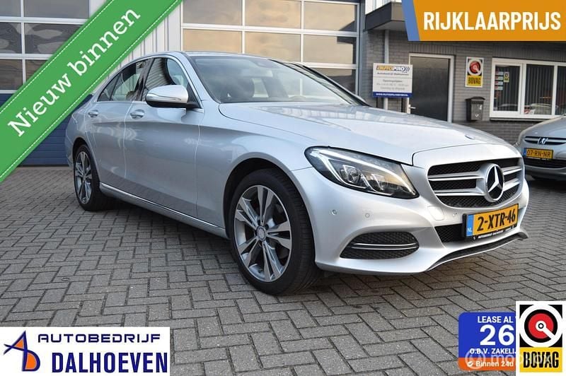 Grijs Gebruikt 2014 Mercedes C180 Sedan | € 16.350 (Iets duurder) - Afbeelding 1/4