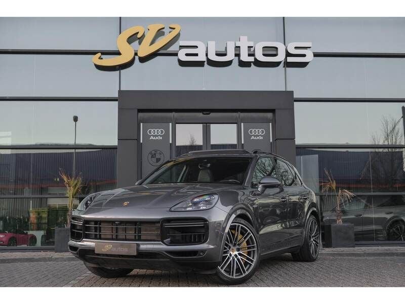Grijs Gebruikt 2020 Porsche Cayenne Turbo S SUV | € 86.950 (Super prijs) - Afbeelding 1/2