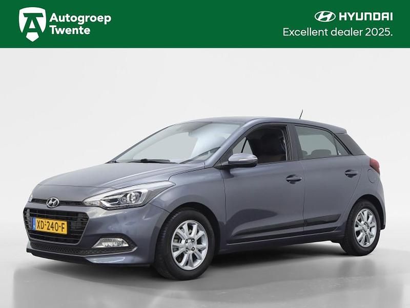 Grijs Gebruikt 2019 Hyundai i20 Comfort Hatchback | € 13.400 (Eerlijke prijs) - Afbeelding 1/4