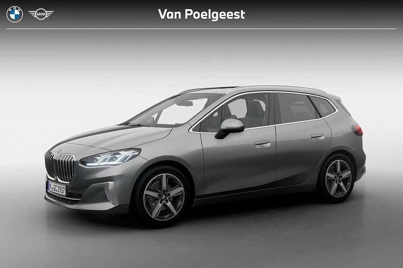 Grijs, metallic lak Nieuw 2025 BMW 220 Active Tourer Luxury Line MPV | € 60.003 - Afbeelding 1/4