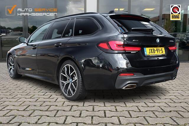 Occasion BMW 530e M Sport 292 PK (214 kW) 2023 Zwart (metallic) Stationwagen