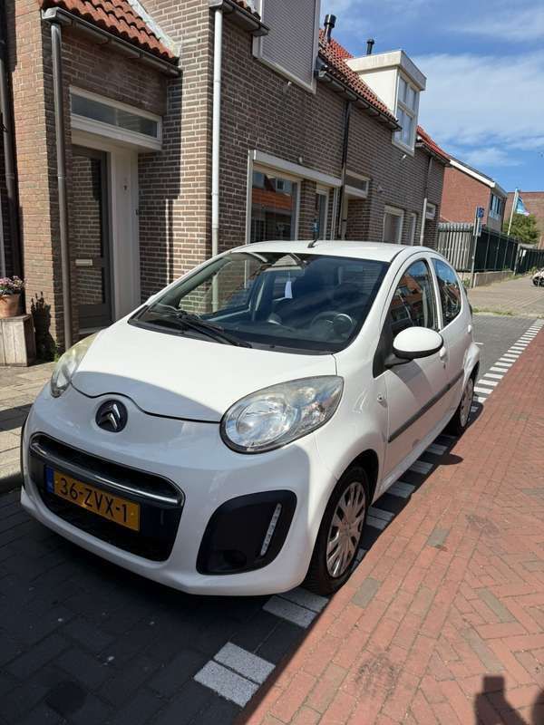 Wit Gebruikt 2013 Citroën C1 Hatchback | € 4.000 (Goede deal) - Afbeelding 1/4