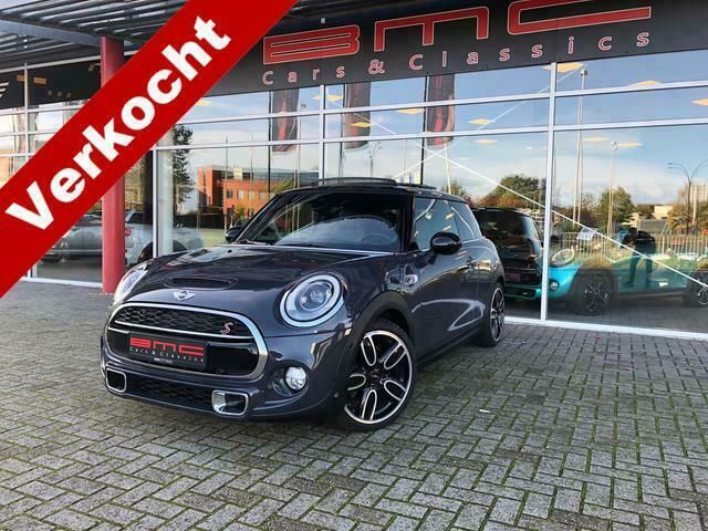 Thunder grey (donker grijs metallic) Gebruikt 2014 Mini Cooper S Business Hatchback | € 18.950 (Iets duurder) - Afbeelding 1/4