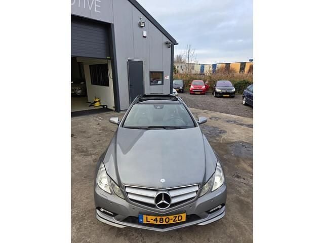Occasion Mercedes E500 Elegance 388 PK (285 kW) 2009 Grijs Coupé
