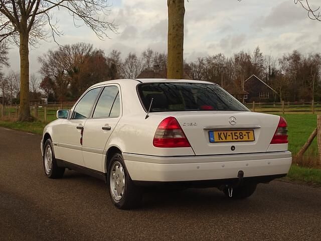 Occasion Mercedes C180 Classic 122 PK (89 kW) 1995 Wit Sedan