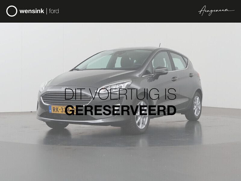 Grijs Gebruikt 2018 Ford Fiesta Titanium Hatchback | € 14.835 (Eerlijke prijs) - Afbeelding 1/4