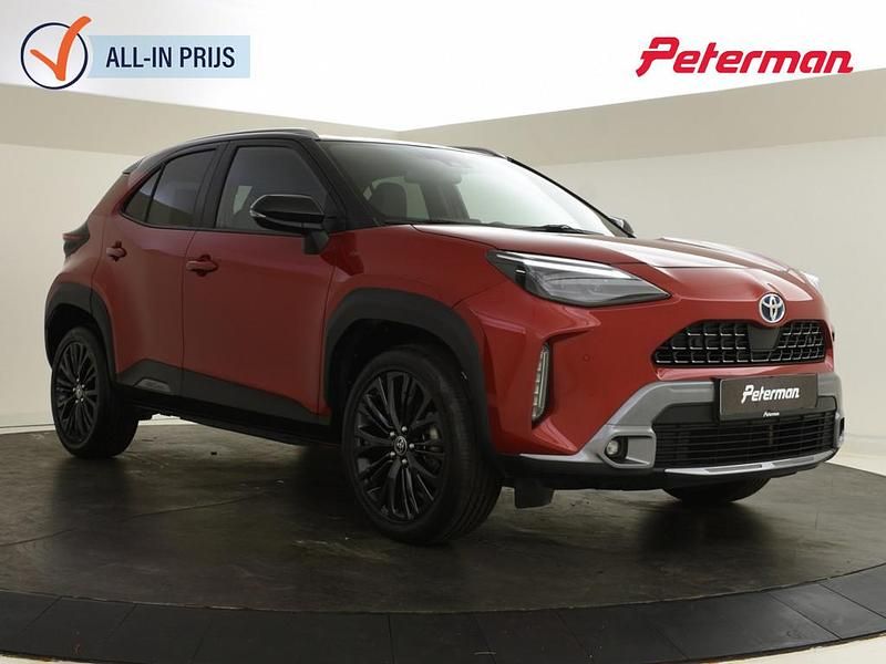 Rood Gebruikt 2021 Toyota Yaris Cross SUV | € 24.499 (Eerlijke prijs) - Afbeelding 1/4