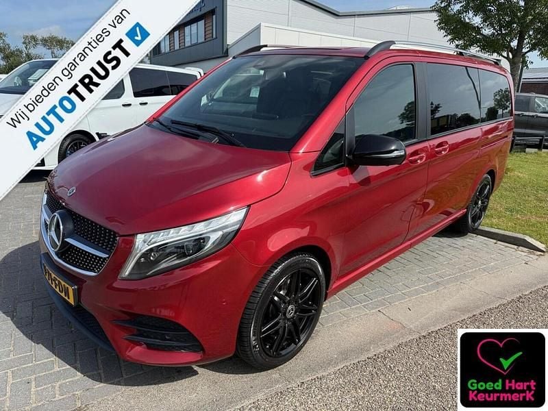 Rood Gebruikt 2021 Mercedes V300 AMG MPV | € 51.999 (Super prijs) - Afbeelding 1/4